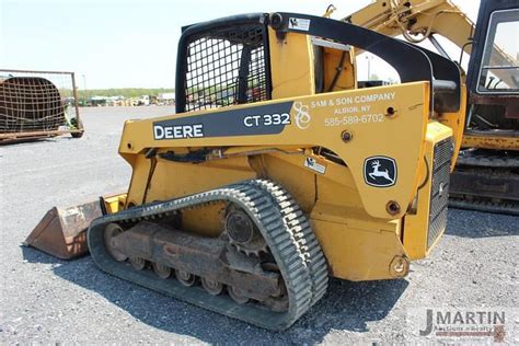 DEERE CT332 Construction Equipment For Sale